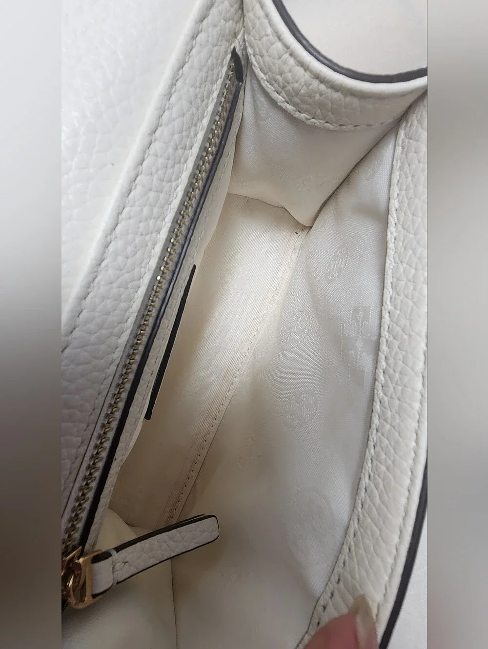 Tory Burch Kira Small Convertible Shoulder Bag